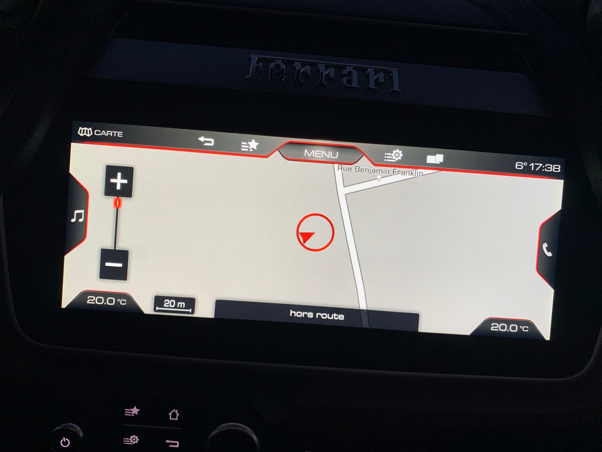 Ferrari GTC4LUSSO T 610 ch | V8 3.9 | Dernière révision constructeur à 22209 kms en 02/2025