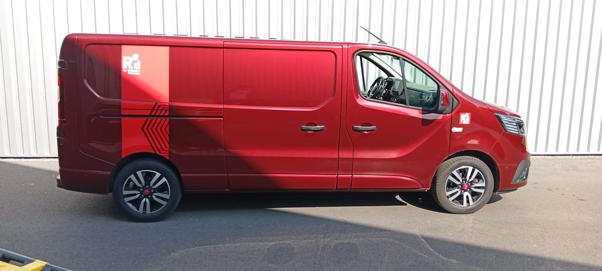RENAULT TRAFIC RT Trafic Fg L2H1 3T 2.0 Blue dCi 170ch Grand Confort EDC