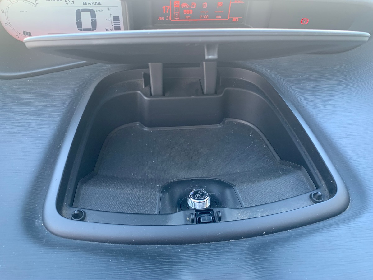 Citroën C3 Picasso 90 chevaux | Régulateur de vitesse | Climatisation | Attelage | Radar arriére
