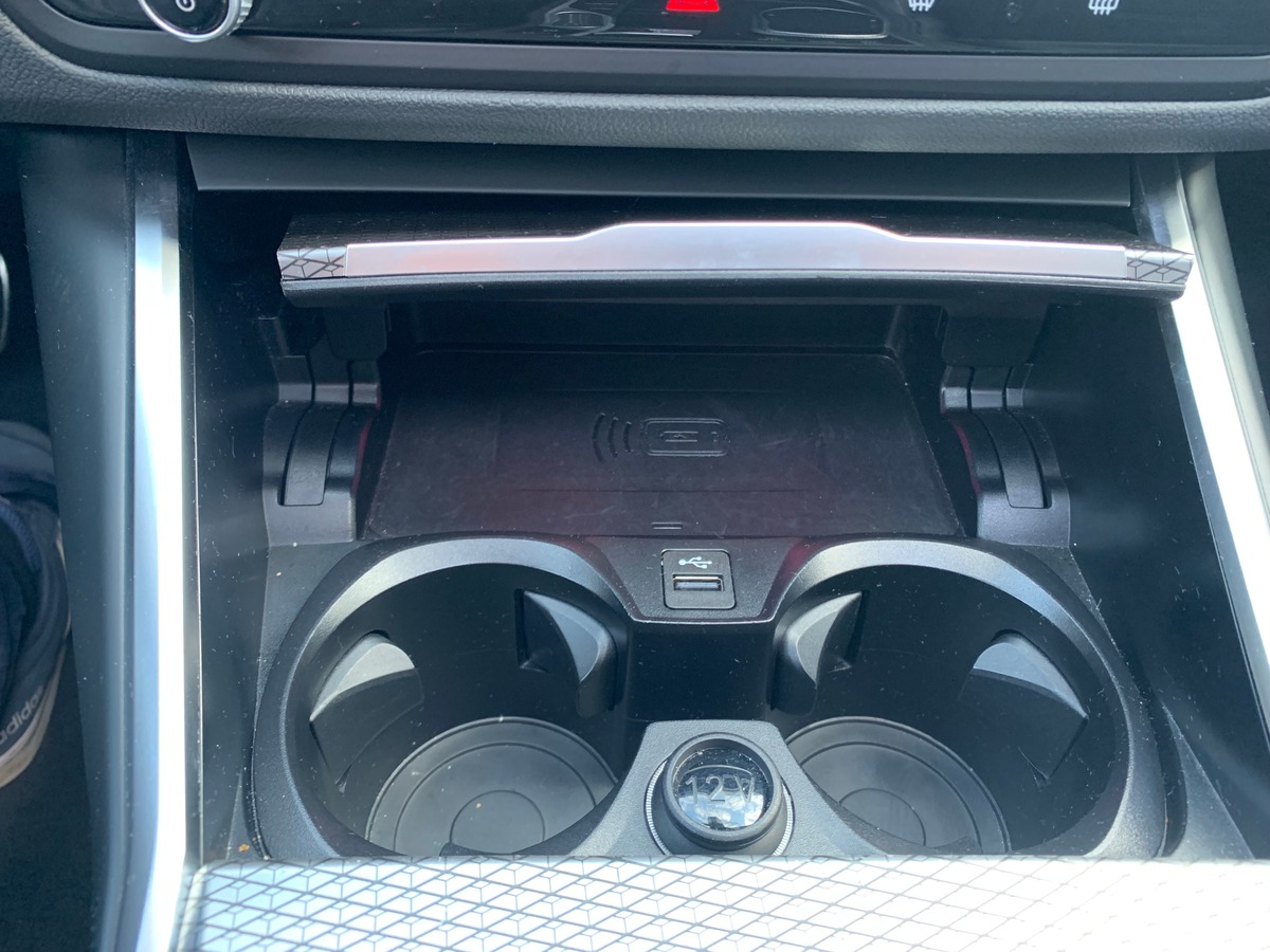 Bmw 320D 190 | M Sport | Xdrive | Toit ouvrant panoramique | Mode SPORT | Apple car play | Attelage