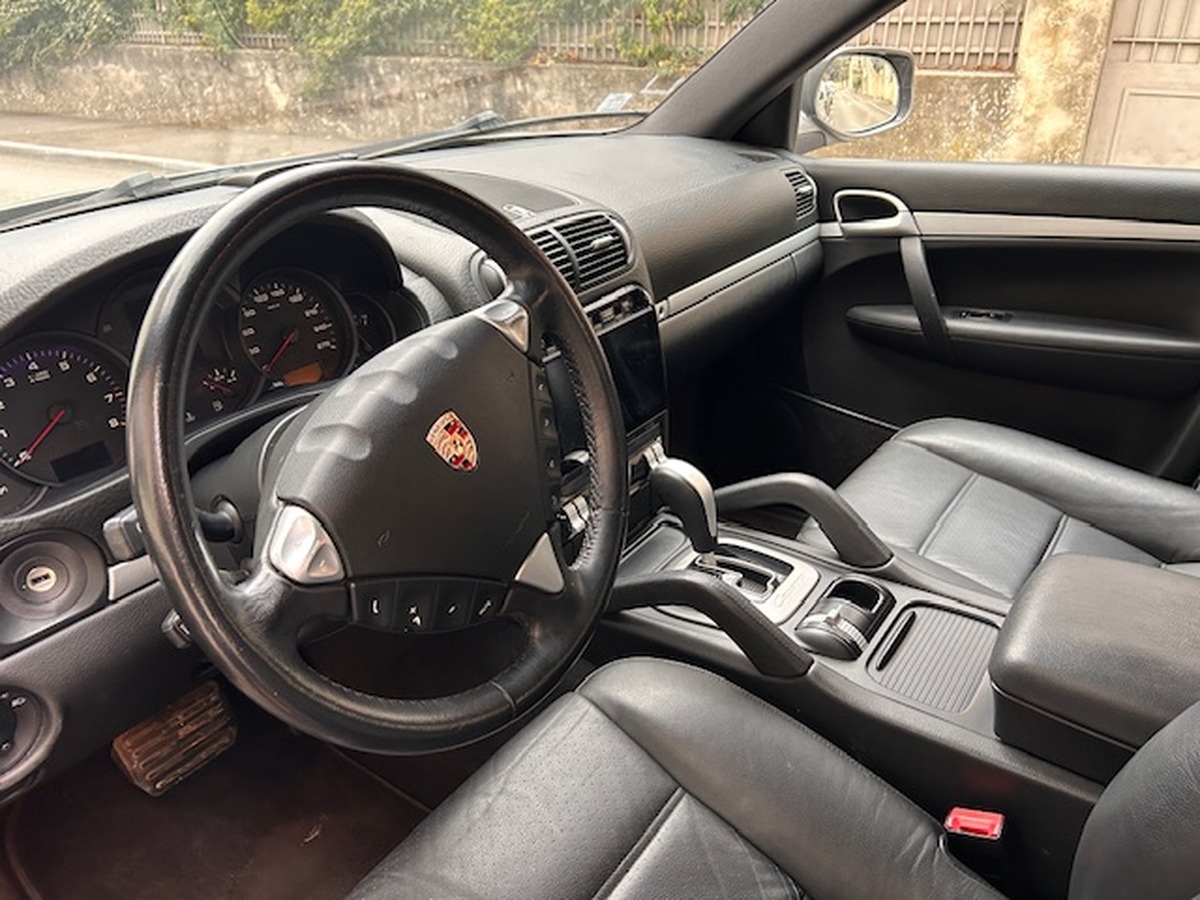 Porsche Cayenne 3L6-V6-290CVDIN-21CV