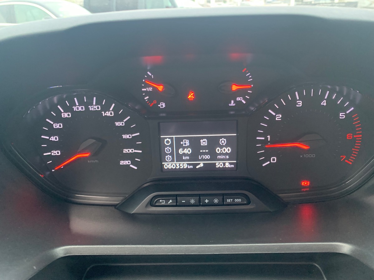 Peugeot Partner 102 ch | TVA Récupérable | GPS | Caméra de recul | Régulateur de vitesse