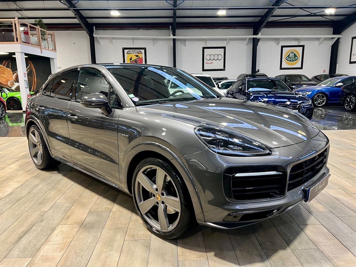Porsche Cayenne Coupé III E-HYBRID 3.0 V6 462 PDK8 FR Carbone int/ext  - Burmester