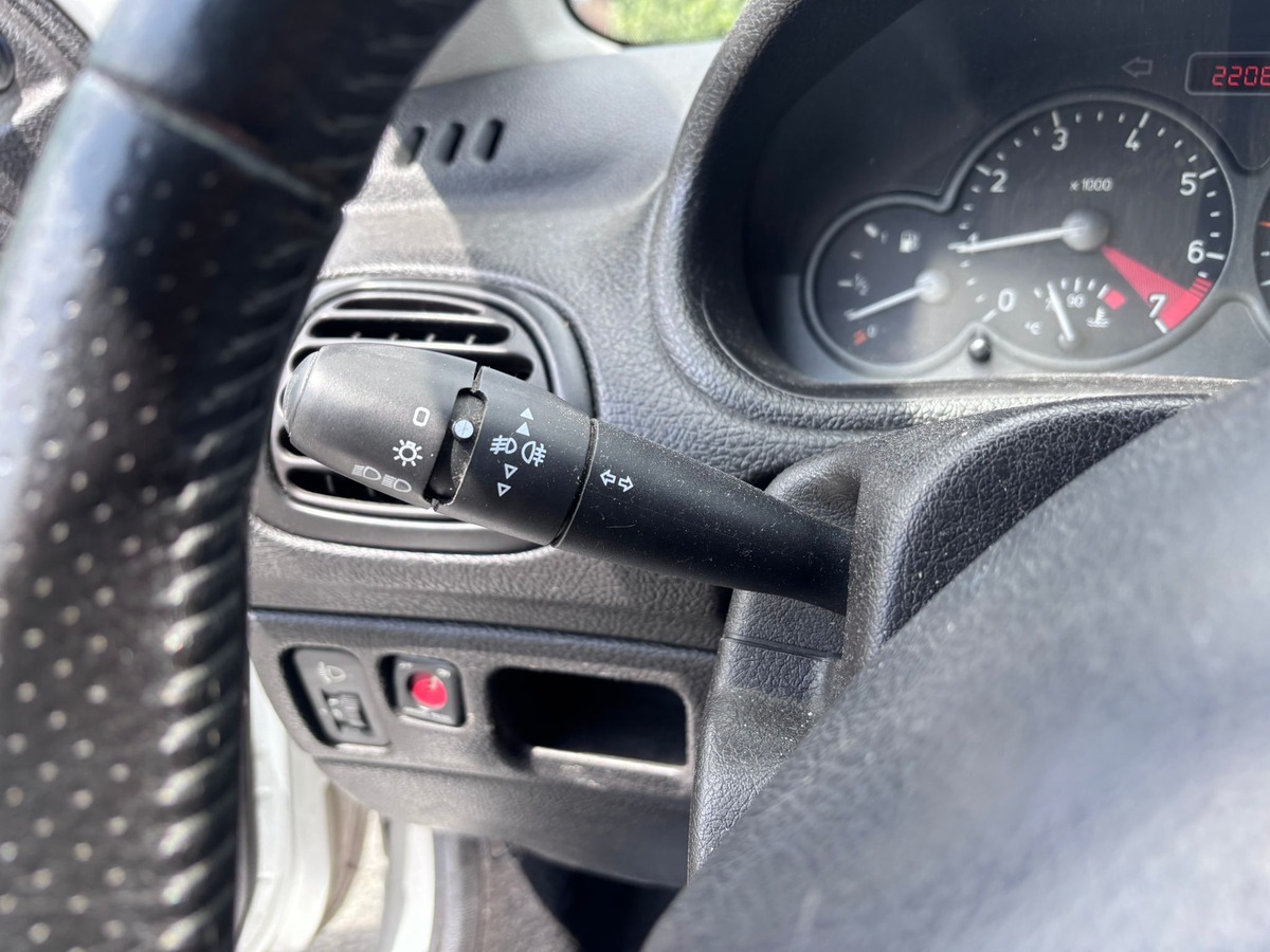 Peugeot 206 1.6 16v 110 XS 3p - Prête à partir