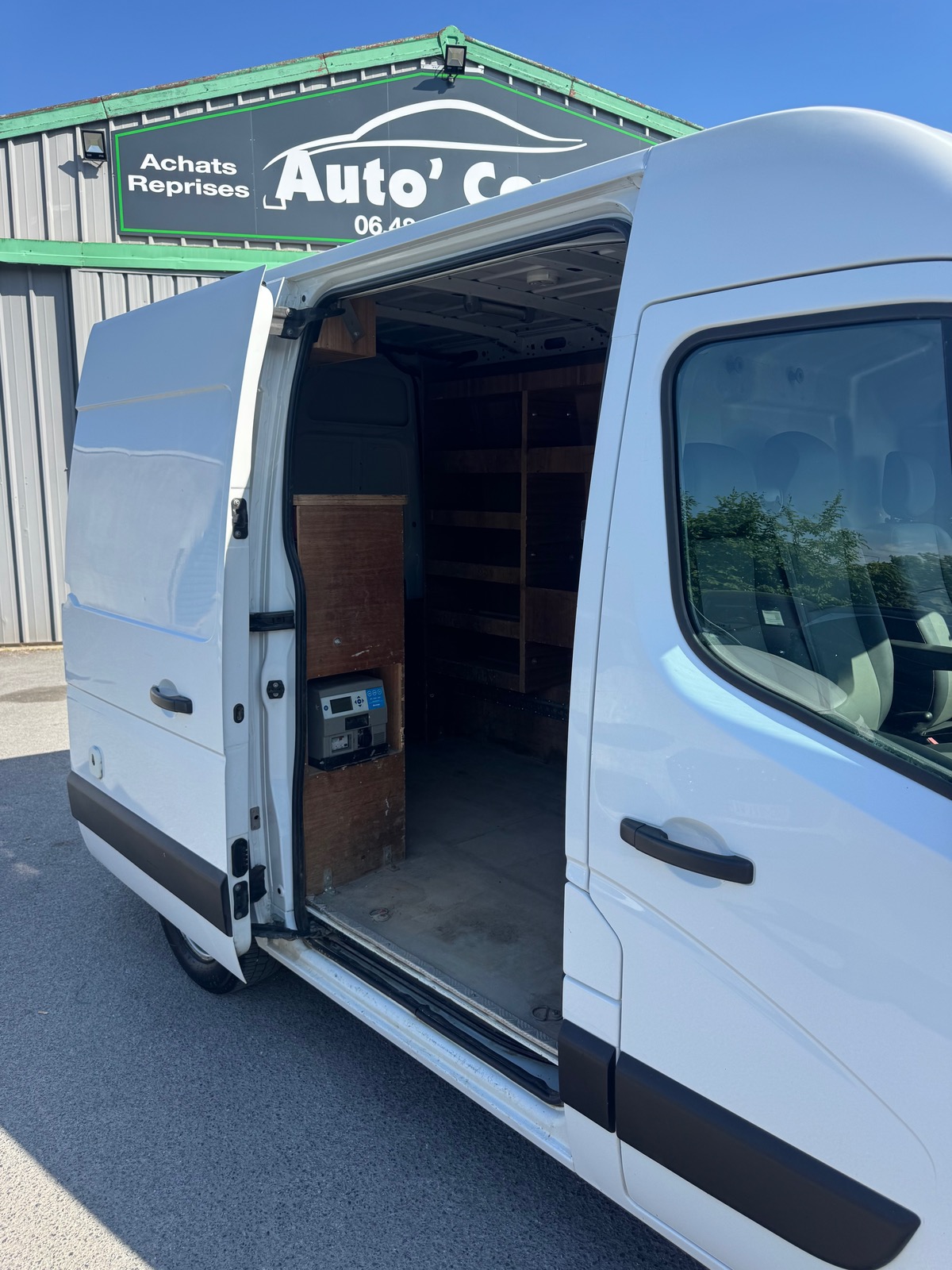 RENAULT Master L2H2 2.3 DCI 145CH GRAND CONFORT + ATTELAGE / PRIX TTC