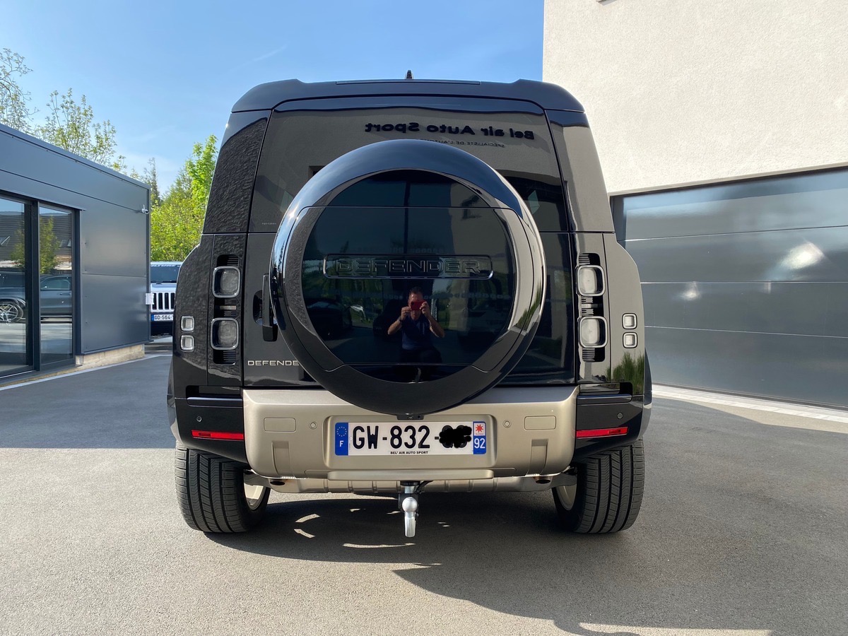 LAND ROVER DEFENDER 110 P400E HSE COUPE DU MONDE / 18850 KMS