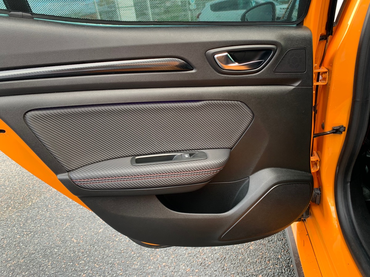 RENAULT Megane 280 ch | RS | JA 19" Interlagos diamantées | Affichage tête haute | GPS