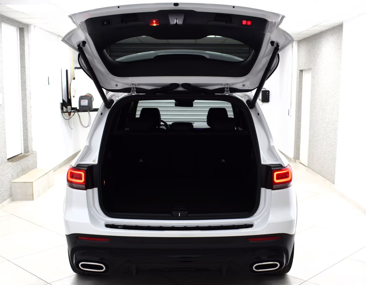 Mercedes-Benz GLB 200d 4matic 150ch AMG Line 8G DCT/Attelage/Pack Sport Black