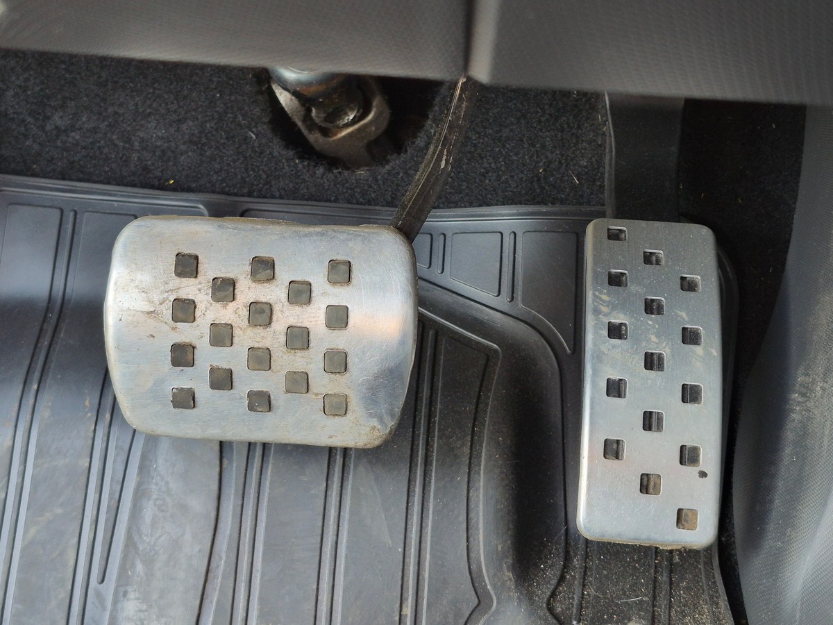 RENAULT Clio IV Estate 120 ch GT EDC