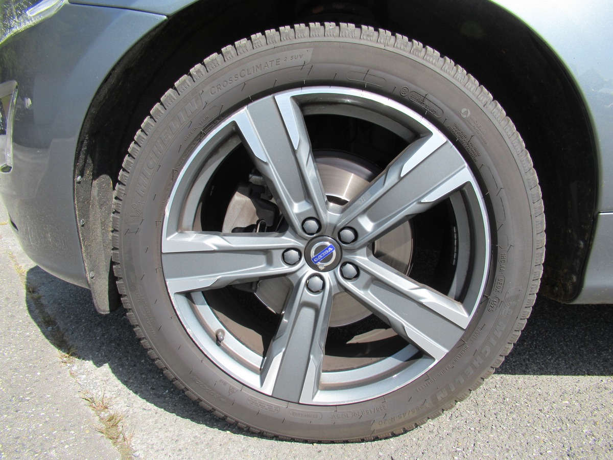 Volvo XC60 D4 2.0 190 INSCRIPTION Luxe Geartronic