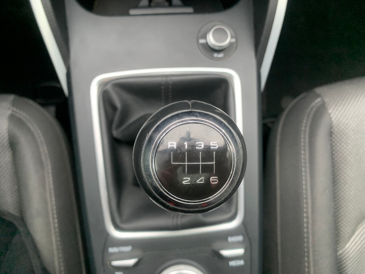 Audi Q2 115 ch | Sport | Toit ouvrant | Régulateur vitesse | Radar | Bluetooth | Coffre électrique