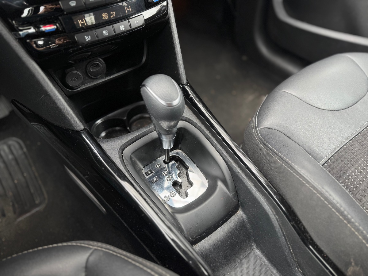 Peugeot 2008 Allure 1.2 THP EAT6 S&S 130 cv Boîte auto