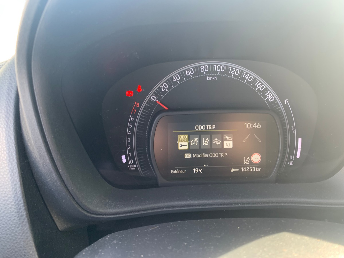 Toyota Aygo X 72 ch | Design | Caméra recul | Climatisation | Toyota Safety Sense | Apple car play