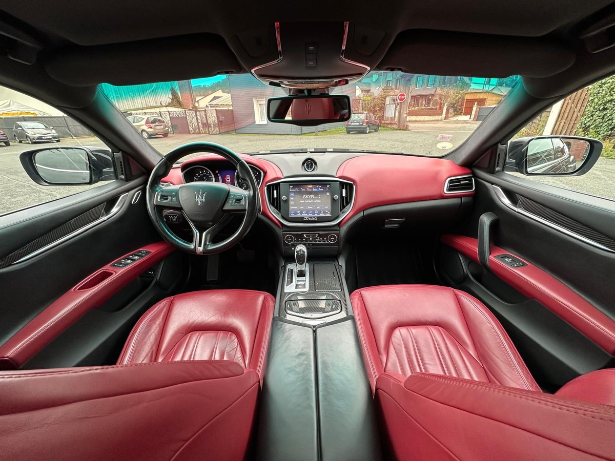 Maserati Ghibli 3.0 V6 diesel 275CV