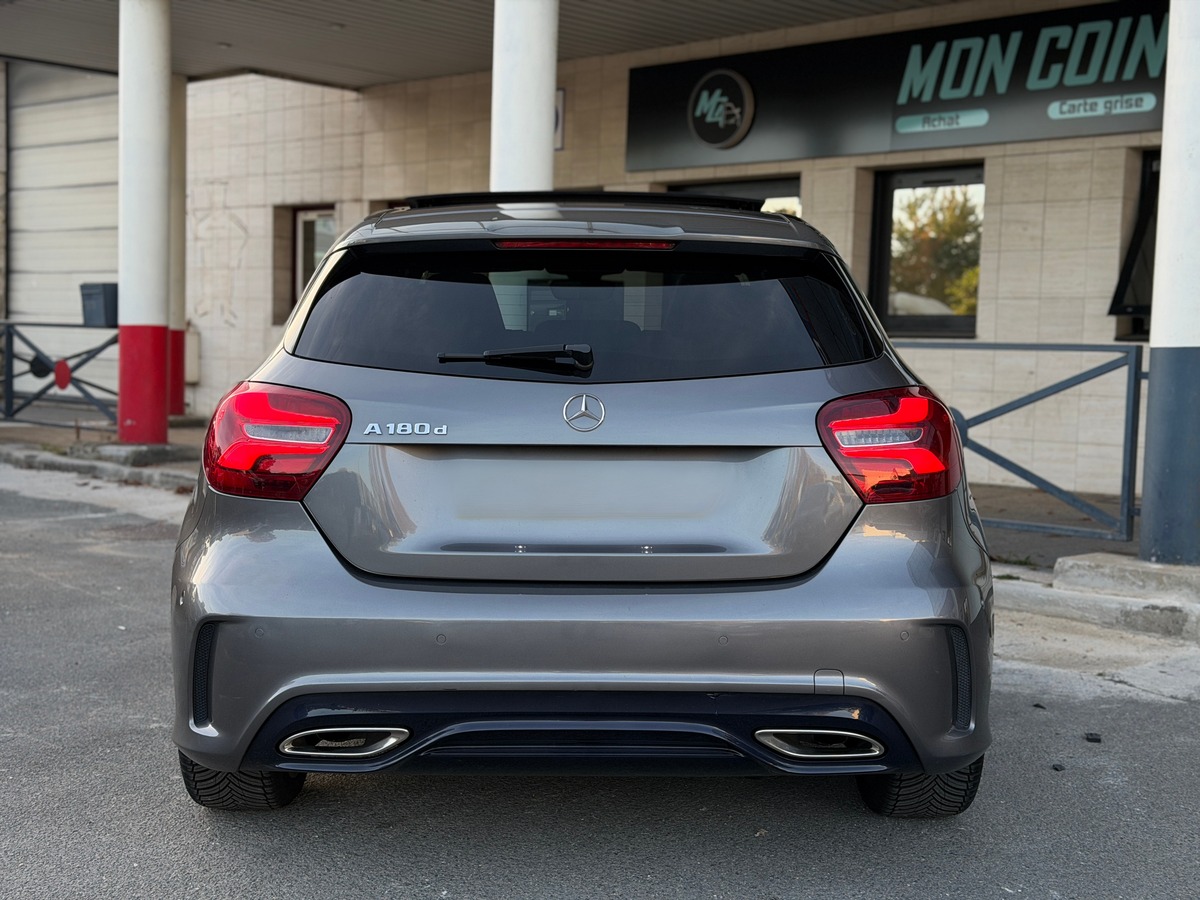 Mercedes-Benz Classe A 180 d Pack AMG Fascination 1.5 d 7G-DCT 110 cv