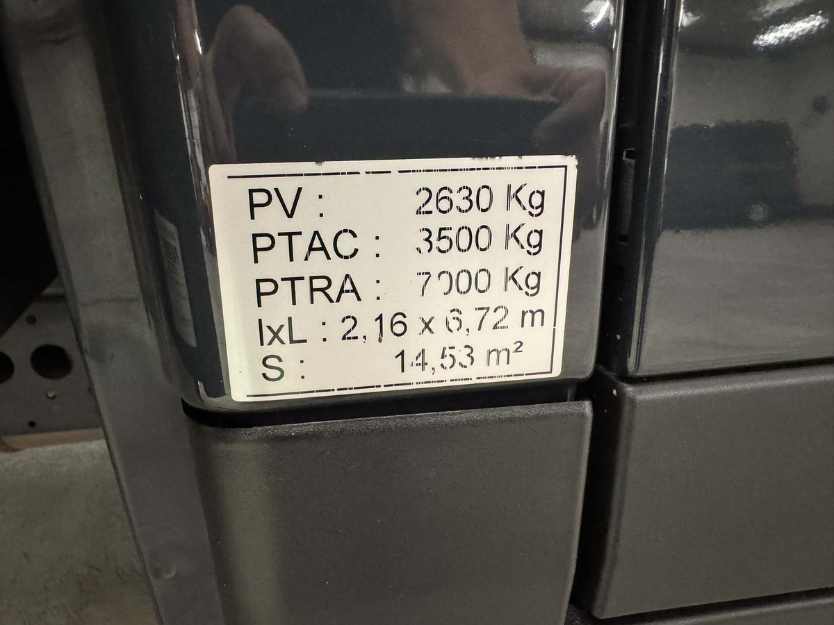 Iveco Daily 35C18 HI-MATIC 180cv plateau roues jumelées 51.452 kms