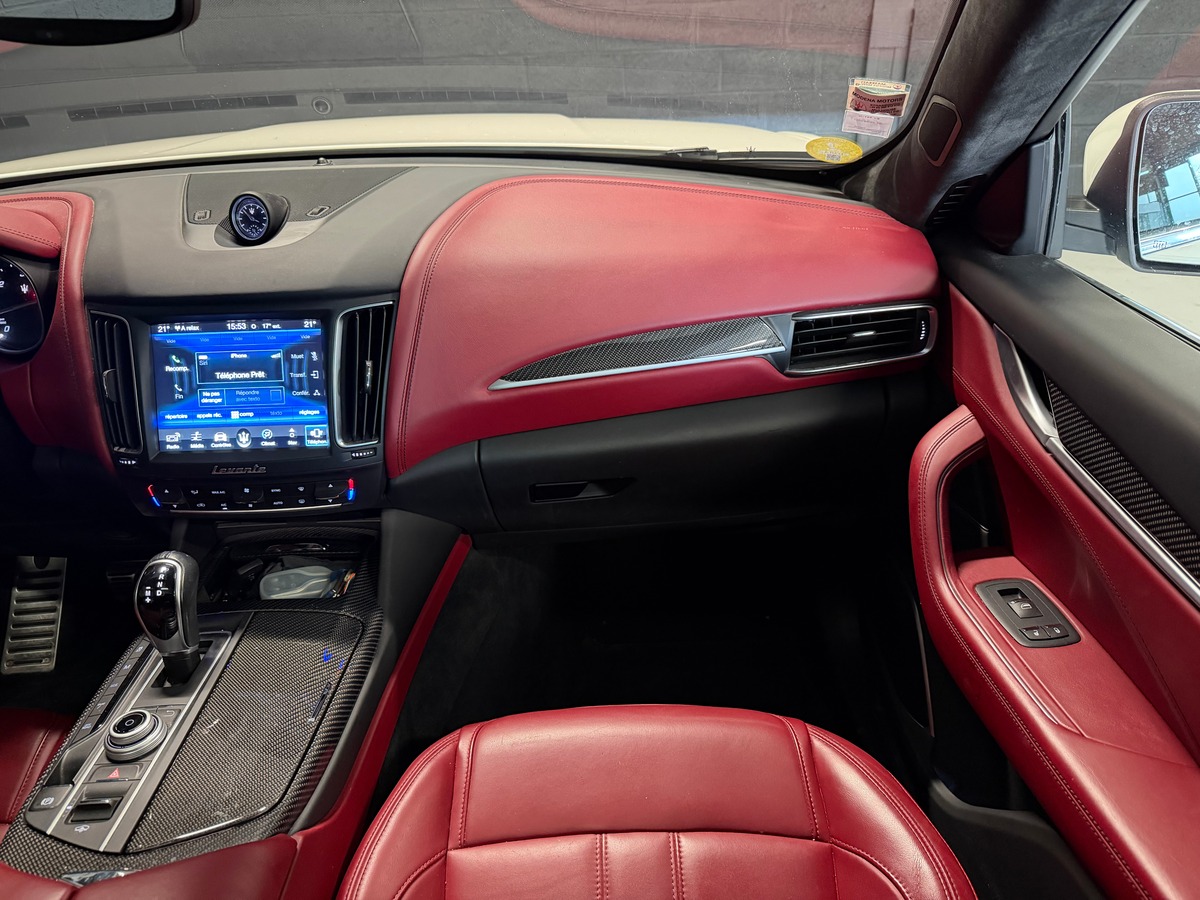 Maserati Levante 3.0 v6 GranSport Q4 Toit Panoramique Ouvrant / Carplay Android / Harman kardon