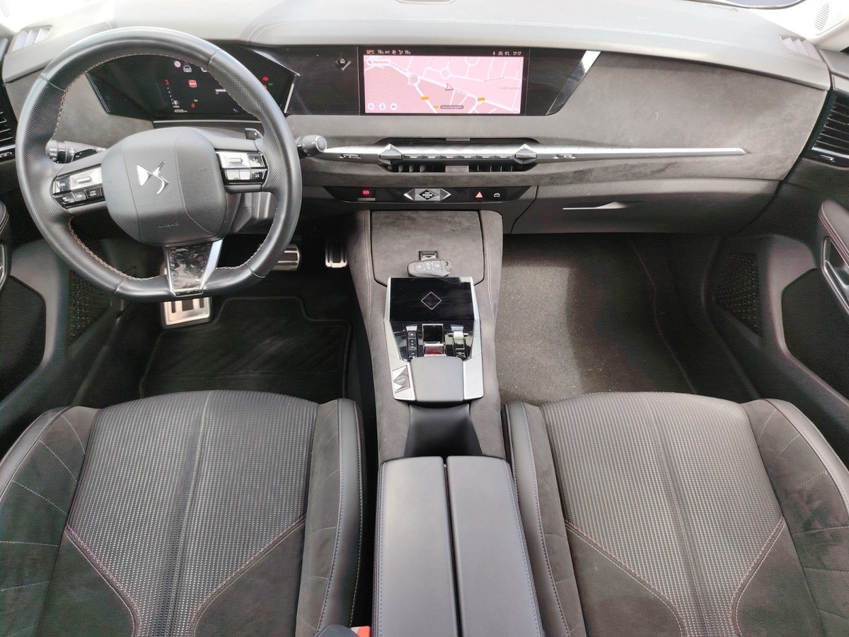 Citroën DS4 bleuehdi 130 performance line + eat8 ( 5500 € d options )