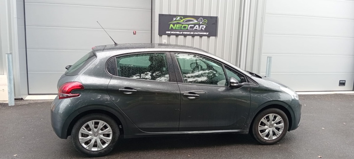 Peugeot Lion Peugeot 208 1.0 vti Active "Distribution Neuve" et "Suivi Peugeot"