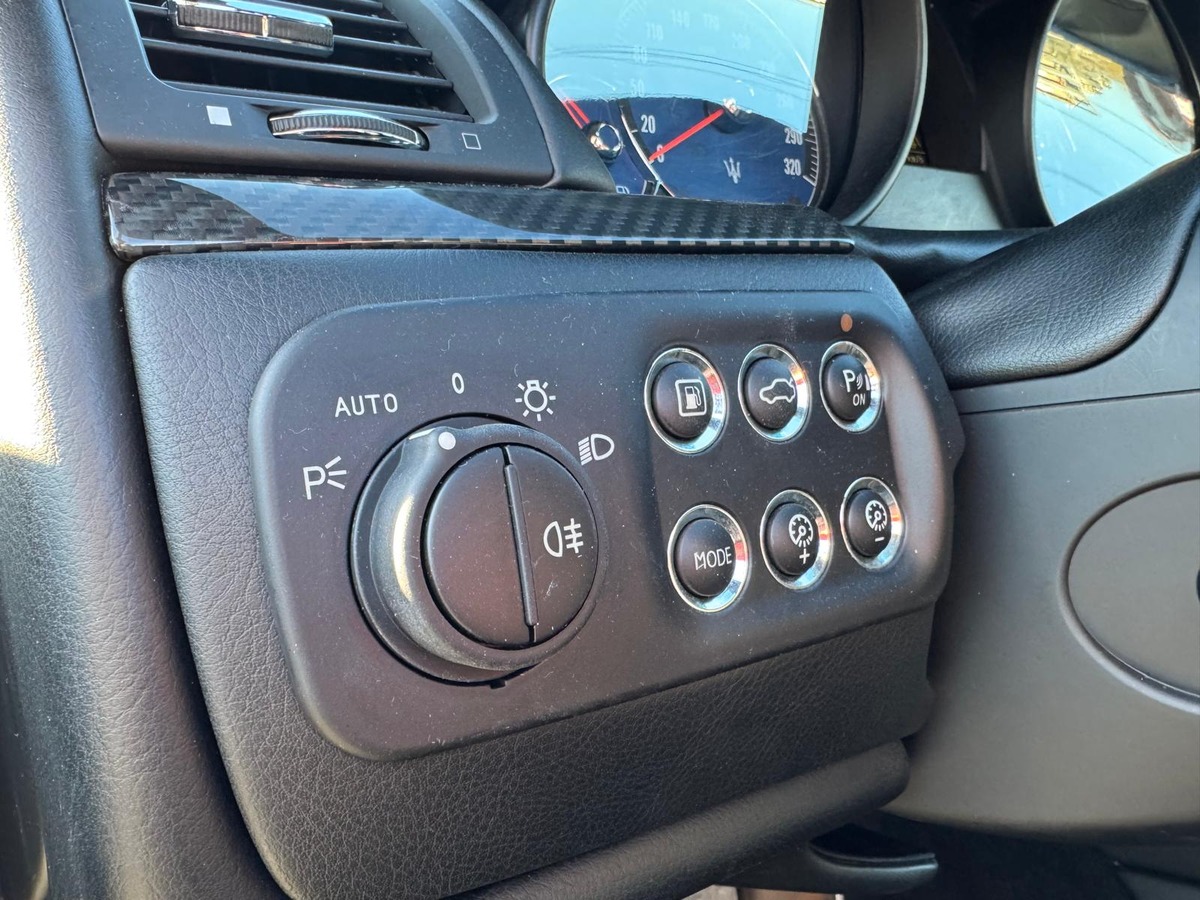 Maserati Granturismo S 4.7 V8 460cv Pack carbone - Jantes Stradale - Garantie