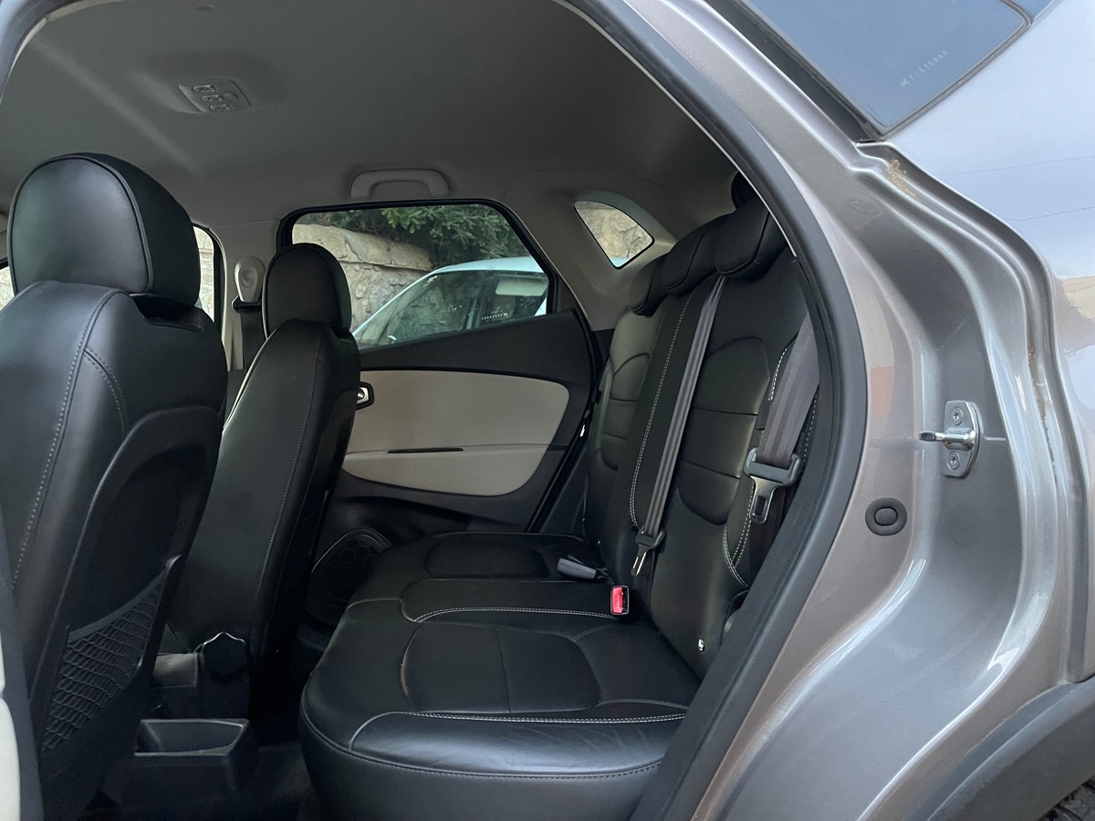 RENAULT Captur 1.5 DCI 110 CV / Initiale Paris /Phase 2 / Pack Bose /Attelage / Caméra /