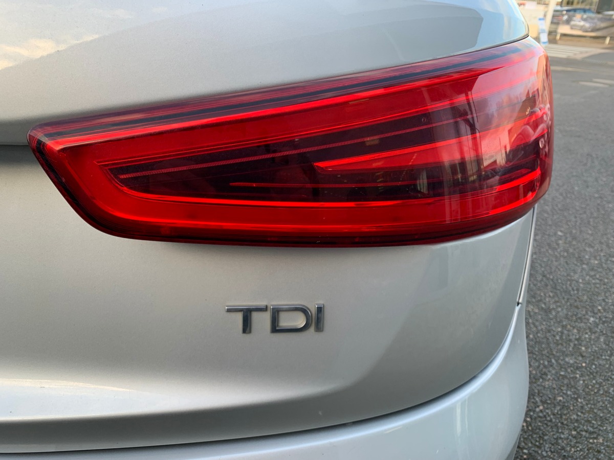 Audi Q3 177 | Sport design | Radar stationnement avant arriére | Régulateur vitesse | Attelage | Gps