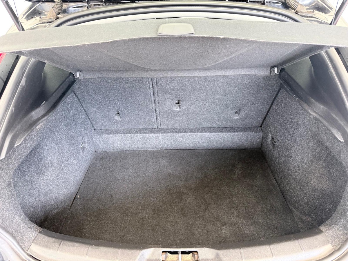 Volvo V40 2.0 D  120  Momentum