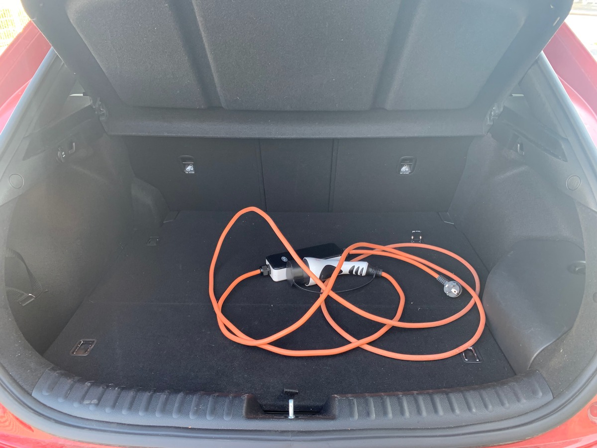 Kia XCeed 141 |Premium | Toit ouvrant | Siéges chauffants climatisés | Caméra recul | Apple car Play