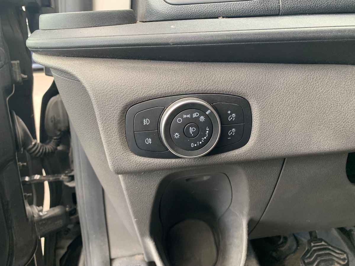 Ford Custom 130 chevaux | Trend business | L2H2 | Régulateur de vitesse | Apple car Play | 3 Places