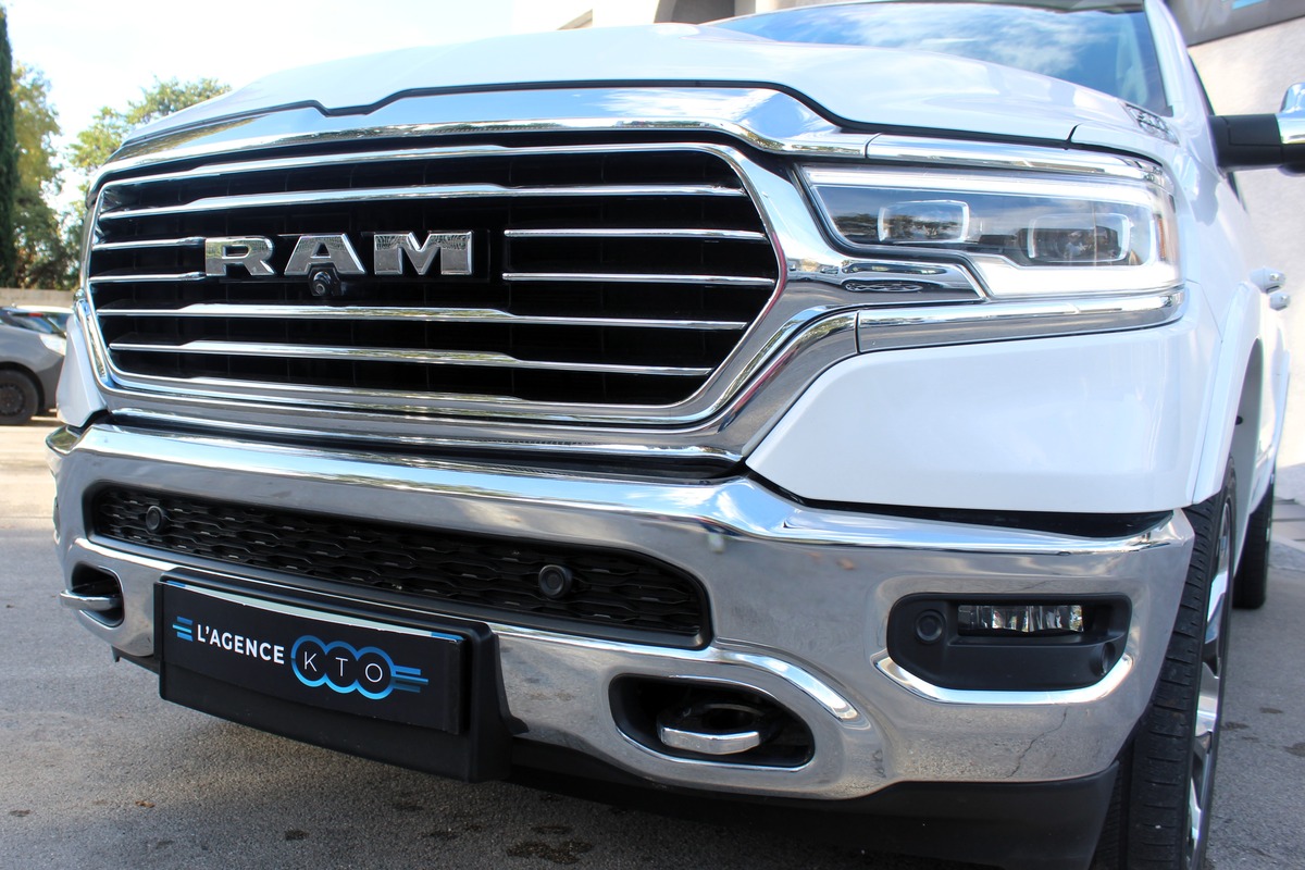Dodge RAM CREW CAB 1500 5.7 V8 396 ch LARAMIE EDITION LONGHORN / RAM BOX / CARPLAY / ATTELAGE / E85
