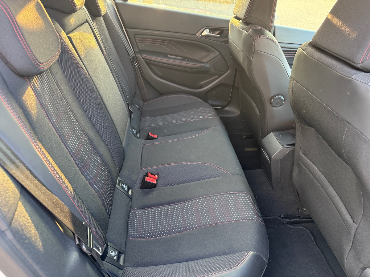 Peugeot 308 1.2L PureTech 130ch Gt line S&S, courroie remplacée