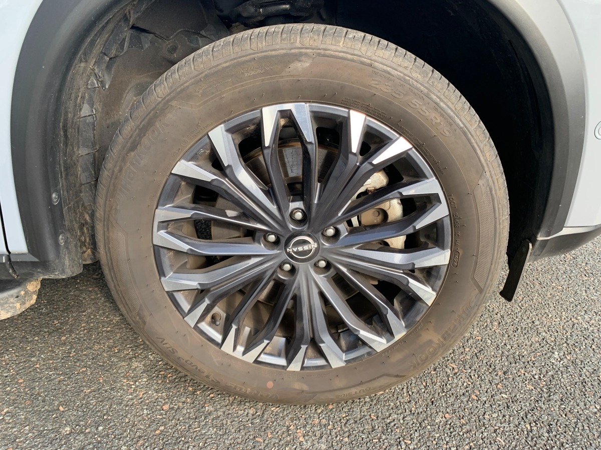 Nissan X-trail 204 | Tekna | Toit ouvrant panoramique | Caméra recul | Siéges chauffants | Attelage