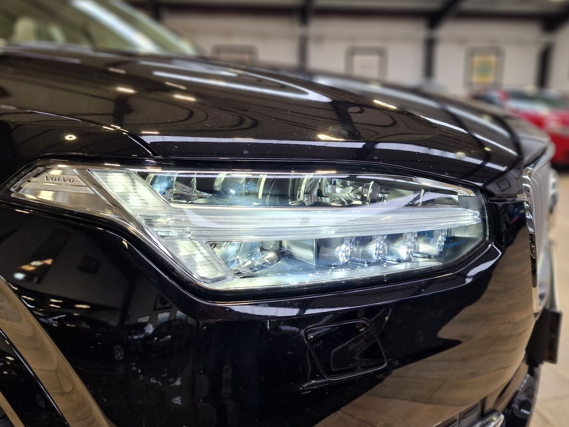 Volvo XC90 2.0 T8 INSCRIPTION LUXE 390 TVA RECUPERABLE 7 PLACES II E