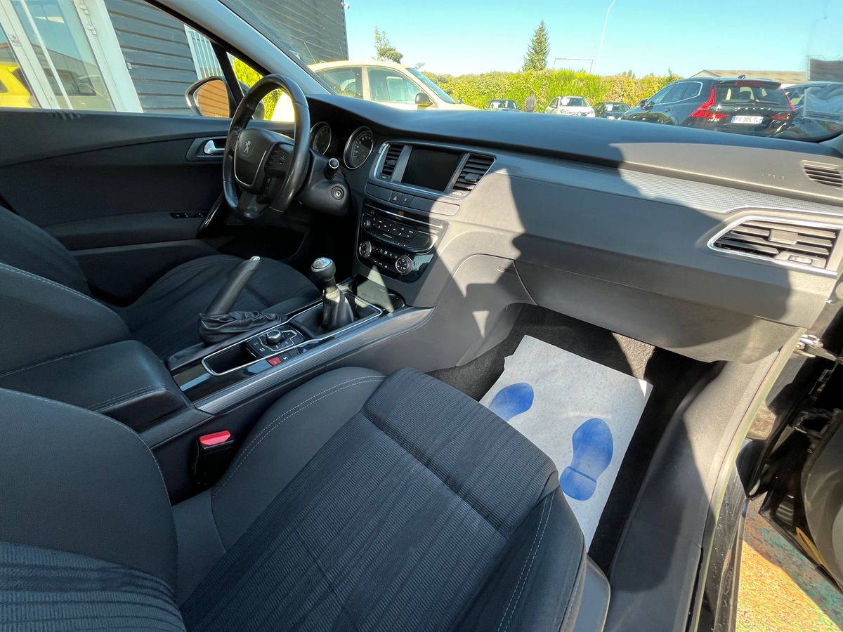 Peugeot 508 1.6 HDi 115 CH