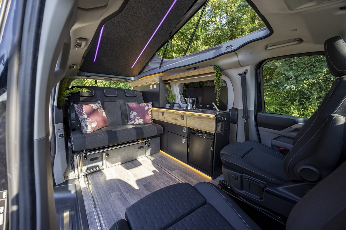 Ford TRANSIT CUSTOM Nouveau Ford Tourneo Camper TRIOSTYLE - REIMO by ECO CAMPERS