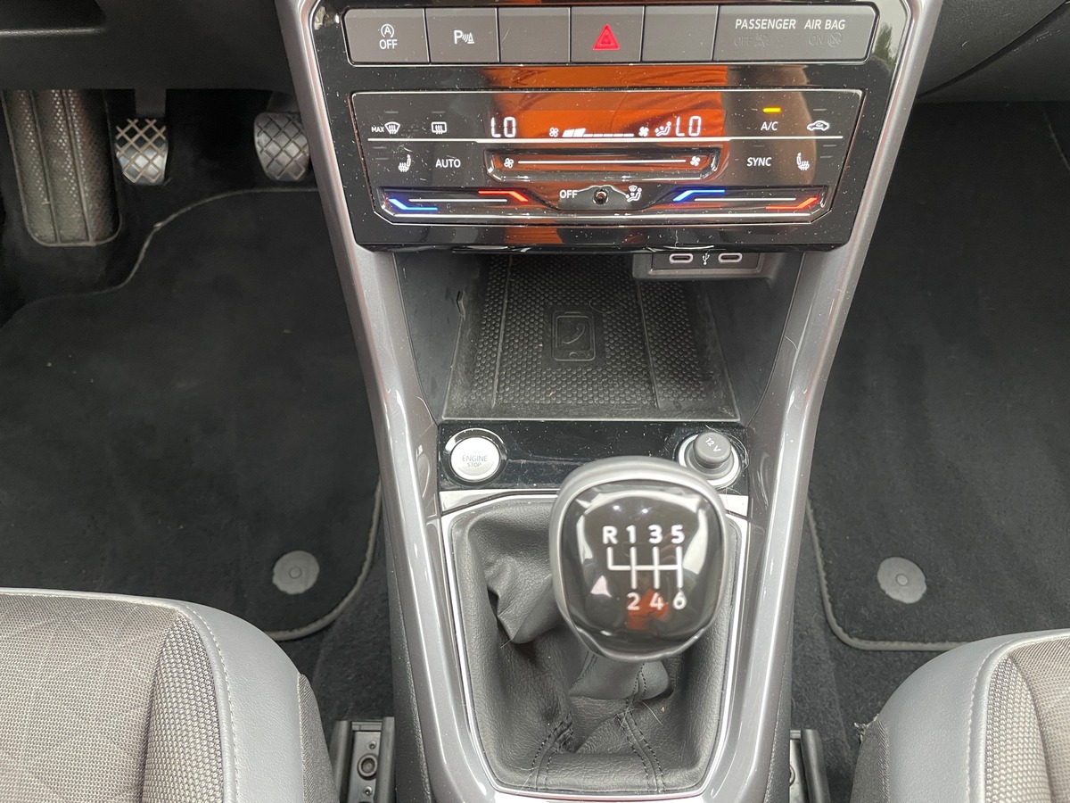 Volkswagen T-Cross 1.0 tsi 110 CV Finition Carat