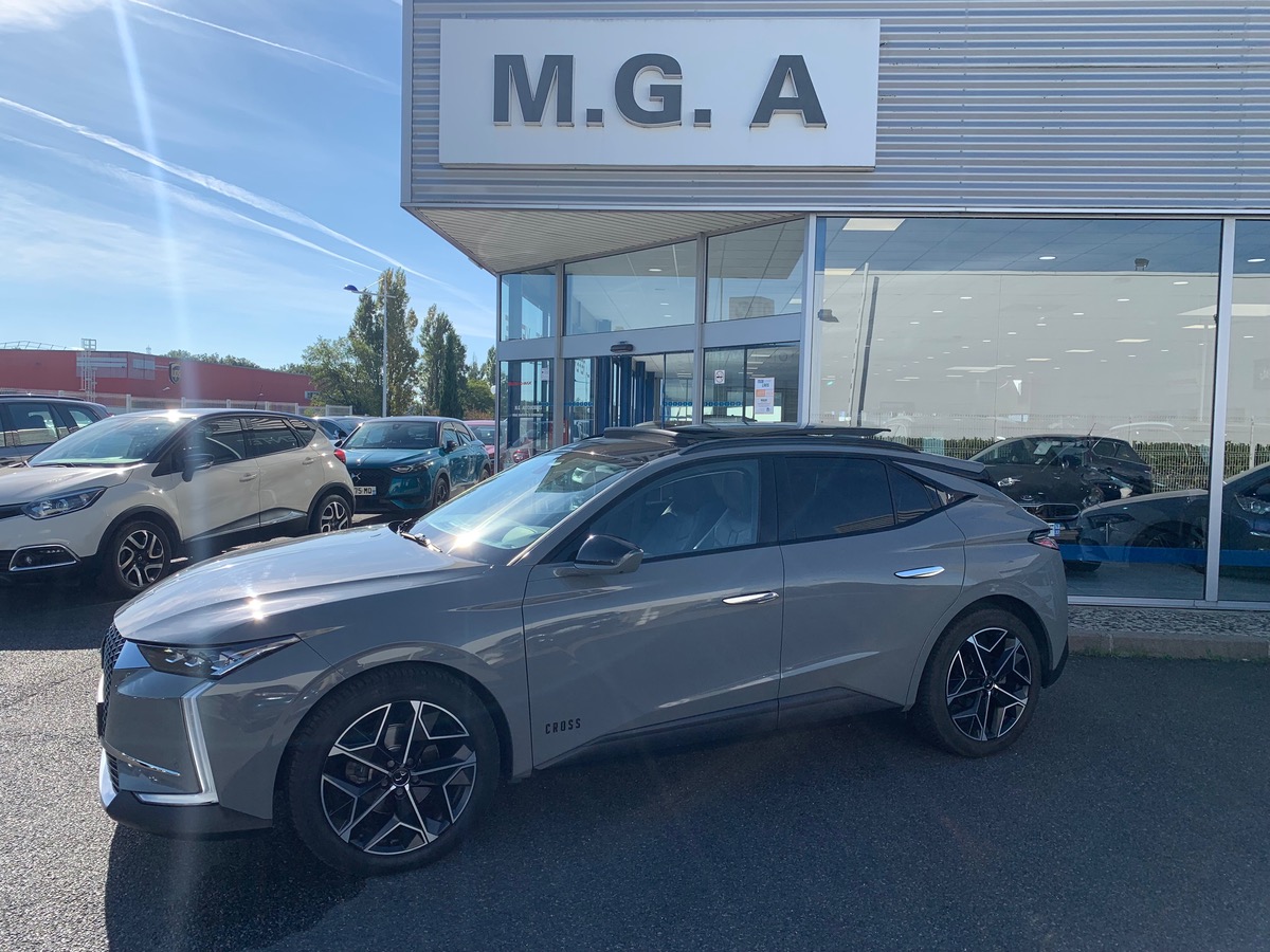 DS DS 4 130 | Cross Rivoli | FOCAL Electra | Régulateur vitesse adaptatif | DS MATRIX LED VISION