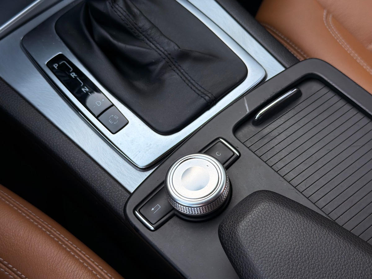 Mercedes-Benz Classe E (207) Avantgarde Phase 2 Coupé 220 CDi 2.1 CDI 7G-TRONIC 163 cv - Boîte auto