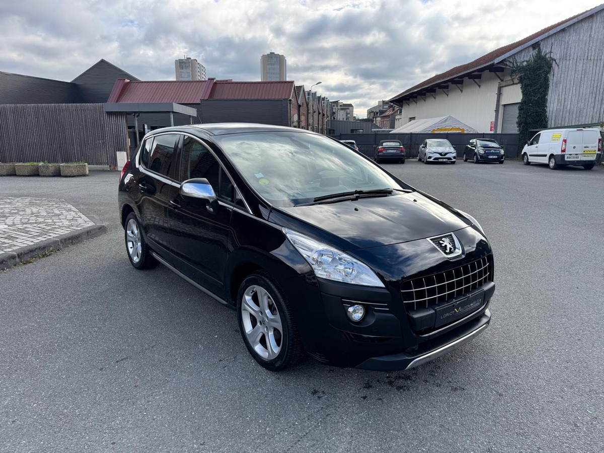 Peugeot 3008 1.6 HDi 115cv Allure - Attelage - Garantie