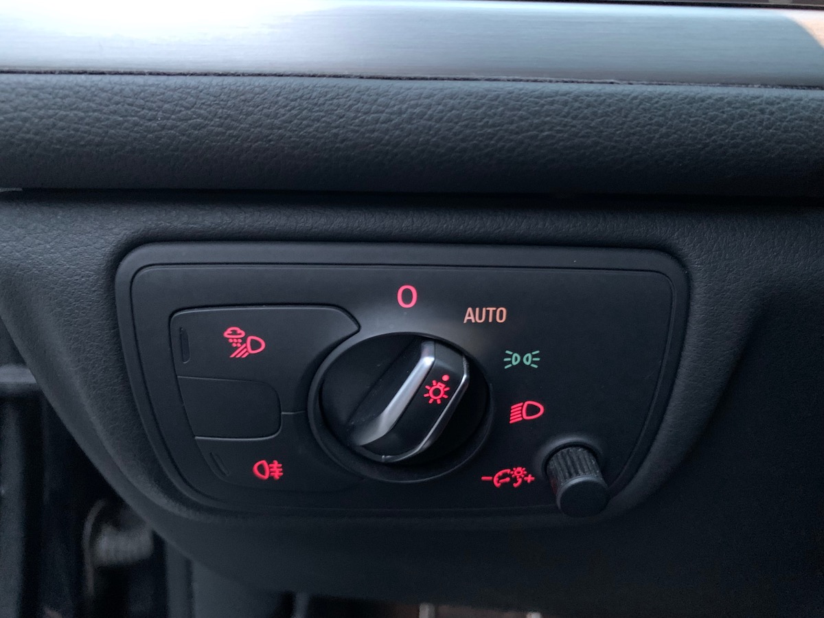 Audi A6 Avant 190 | S-line | Chauffage des sièges avant | Régulateur de vitesse | Coffre électrique