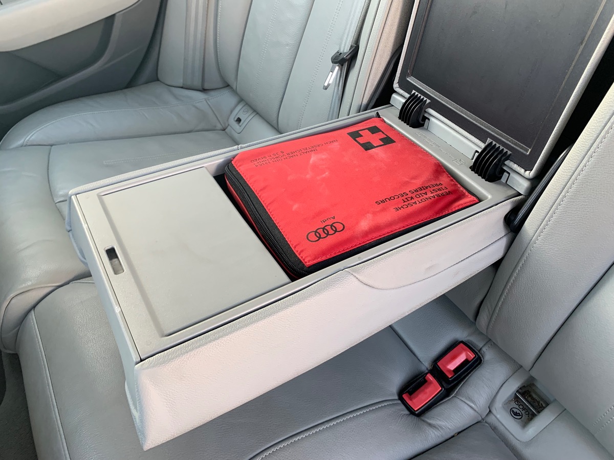 Audi A6 Avant 204 ch | V6 | Radar de stationnement avant arriére | Régulateur vitesse | GPS | Cuir