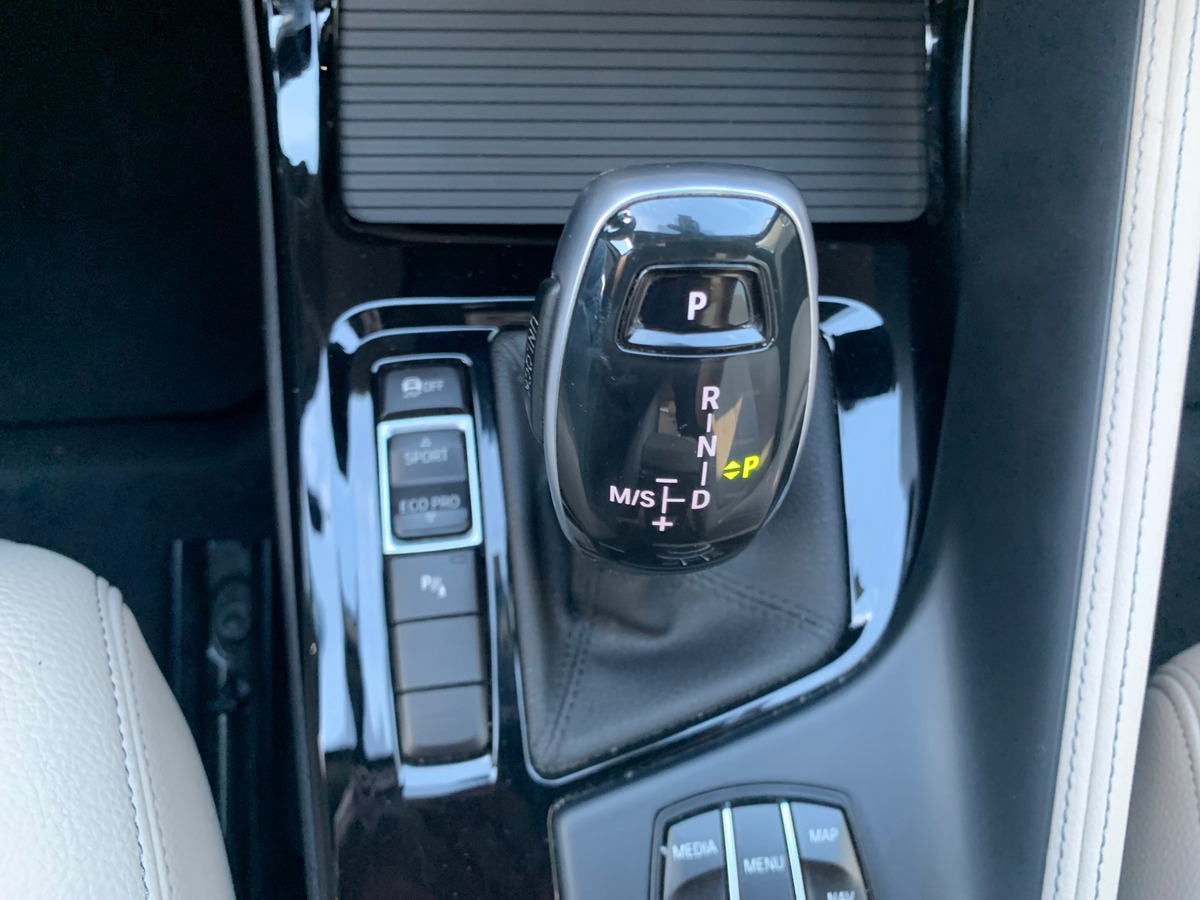 Bmw X1 192 chevaux | sDRIVE 20iA | M Sport | Caméra de recul | Harman Kardon | Attelage amovible