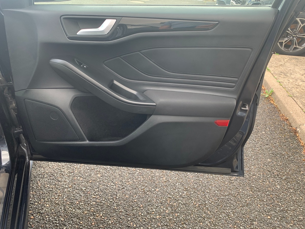 Ford Focus 125 ch | ST-LINE X | Caméra de recul | Apple car play Android auto | Régulateur vitesse