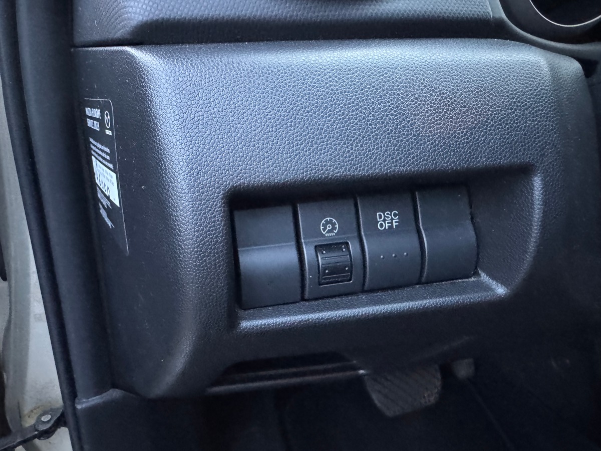 Mazda 3 1.6i ACTIVE