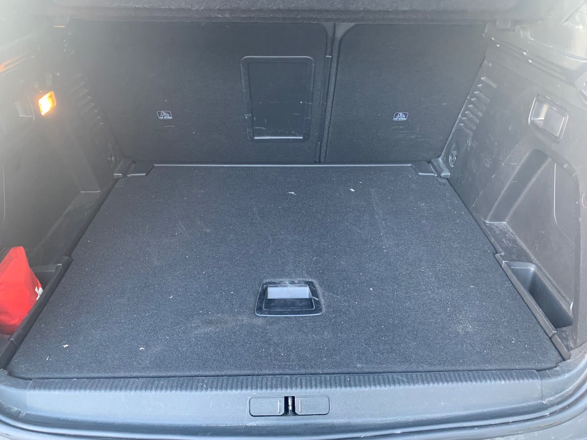 Peugeot 3008 130 ch | GT | Pack Alcantara | Pack City 2 | Hayon Motorisé avec accès Mains Libres