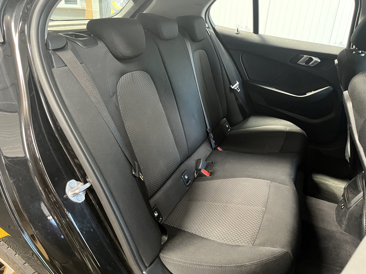 Bmw Série 1 (F40) 116I BUSINESS DESIGN DKG7