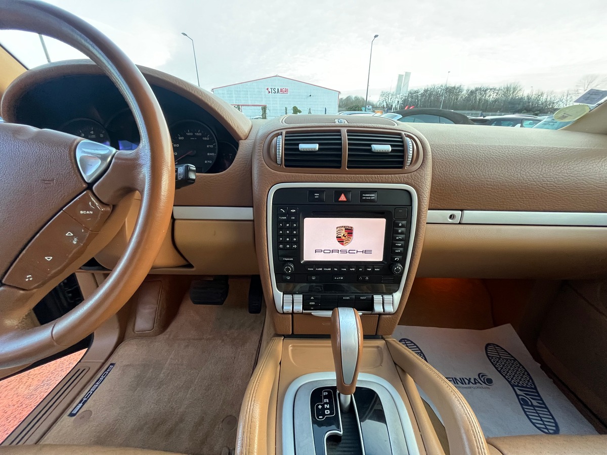 Porsche Cayenne 3.6 V6 290 CH Tiptronic S Boîte auto
