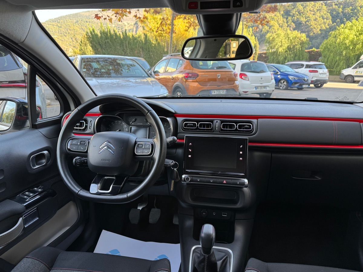 Citroën CITROEN C3 1.2 PURETECH 82 SHINE