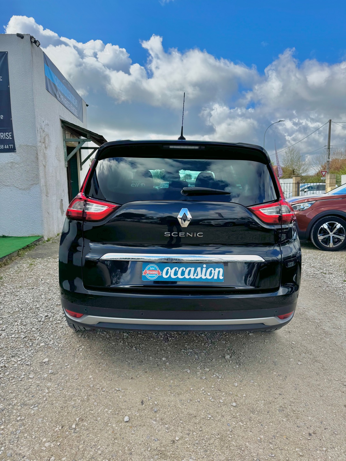 RENAULT Grand Scenic IV BLUE DCI 120 CV INTENS 7 PLACES AFFICHEUR TÊTE HAUTE / TOIT PANO / CAMÉRA