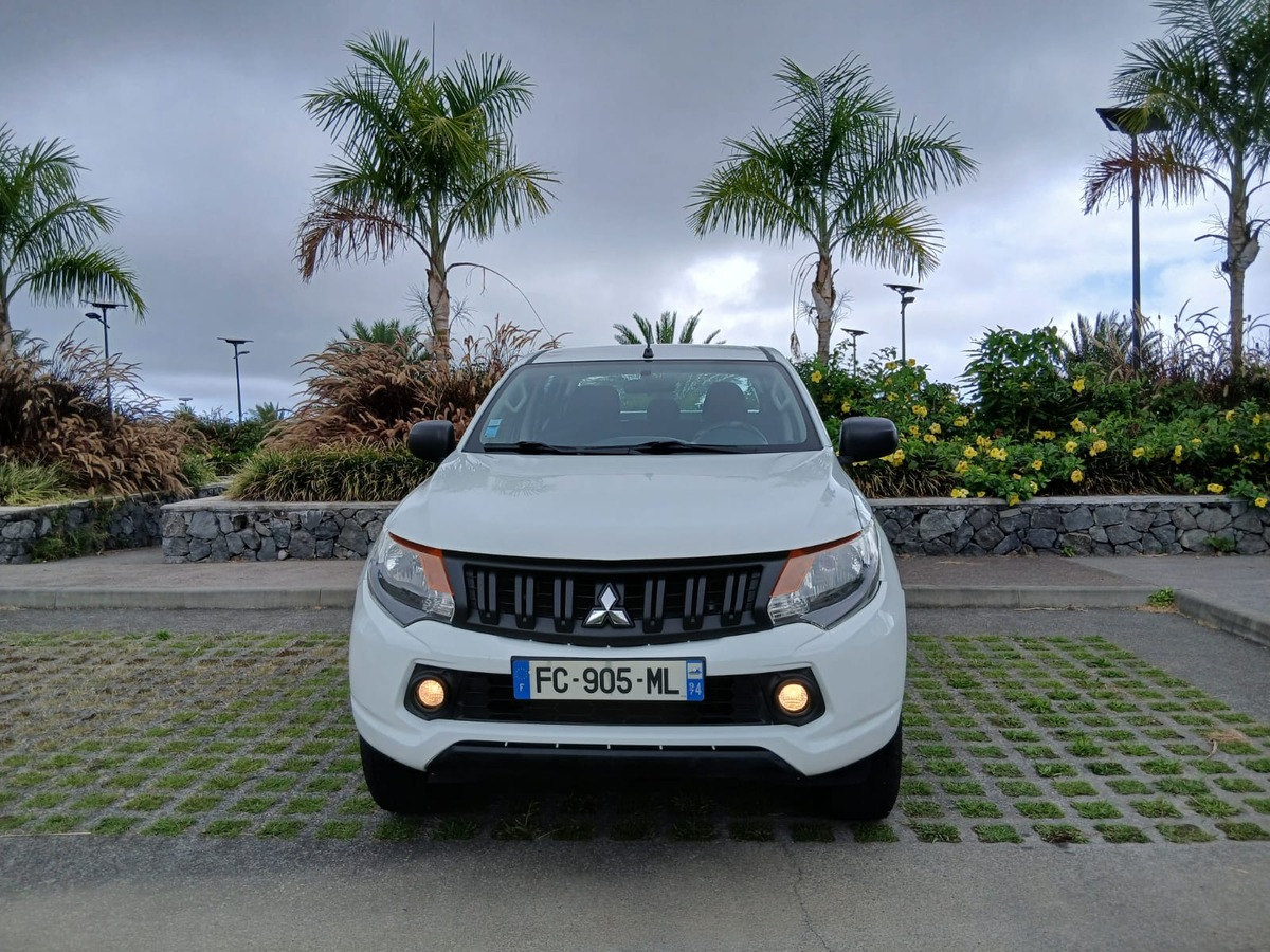 Mitsubishi L200 PICK-UP 4X4